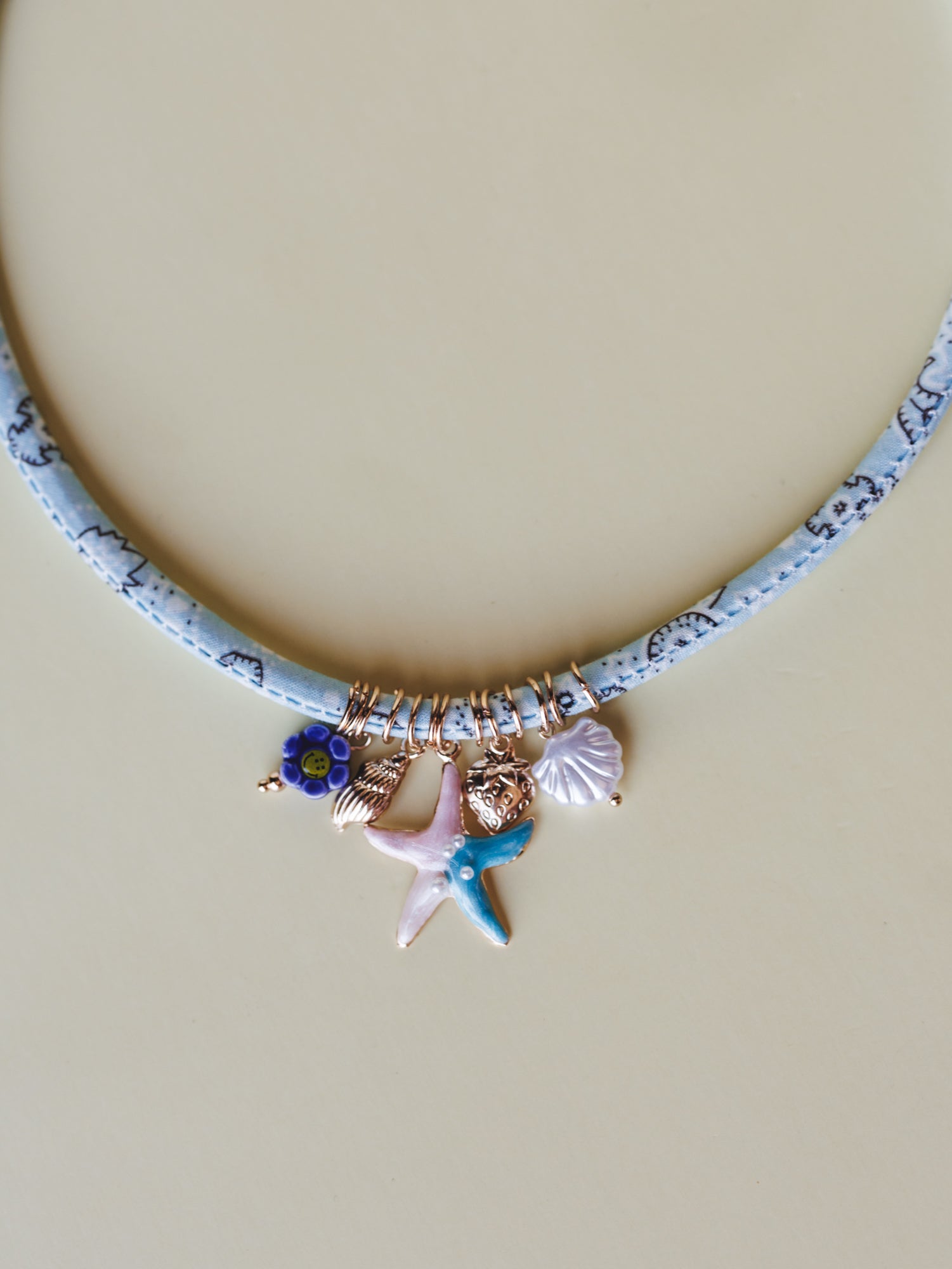 Ocean Gifts Necklace - Light Blue