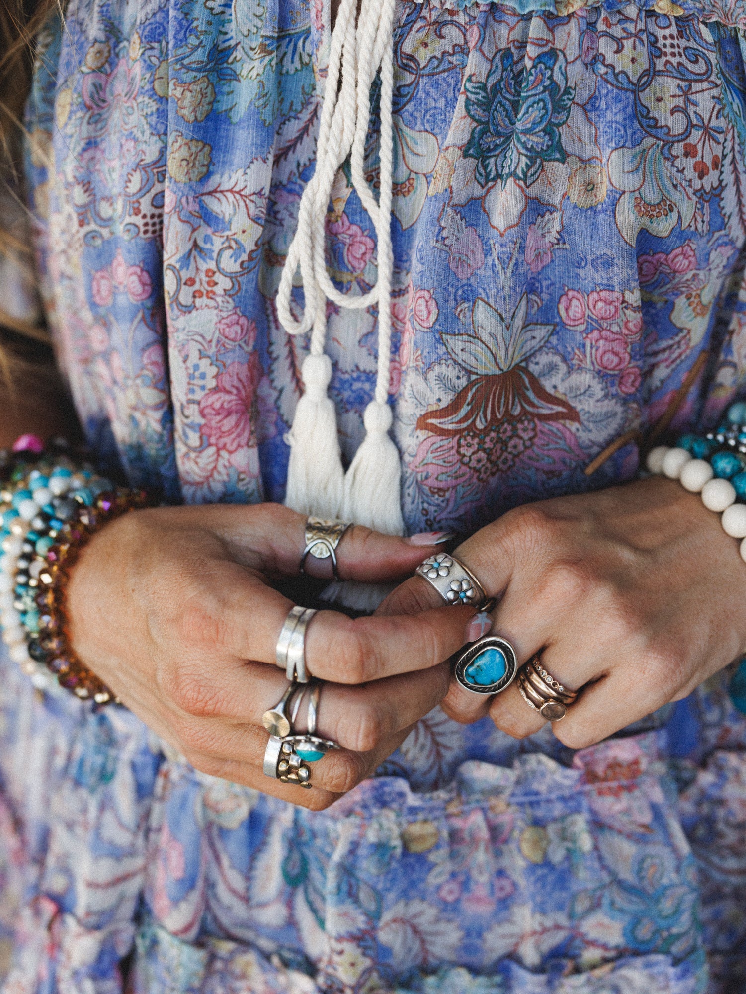 String of Flowers Ring - Silver