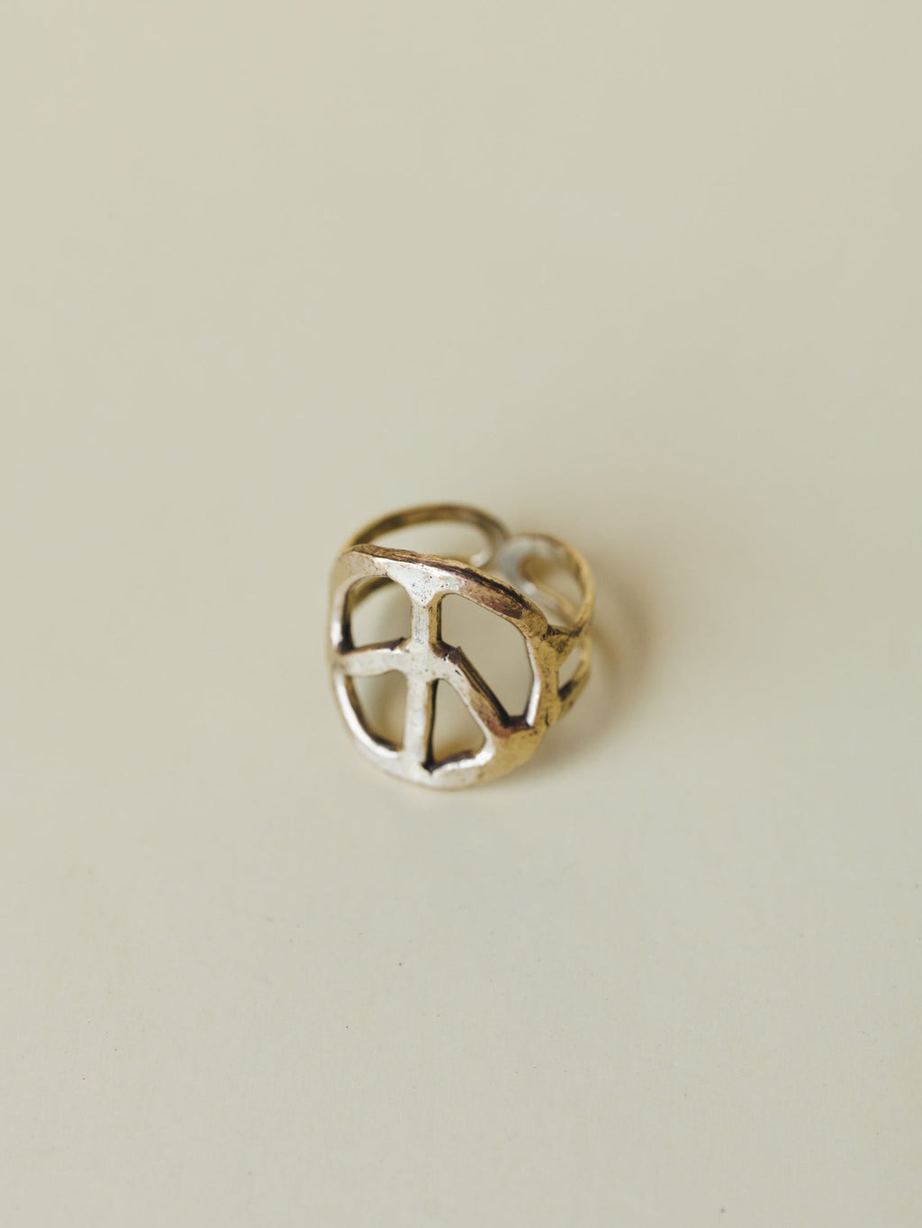 Skye Peace Ring - Gold