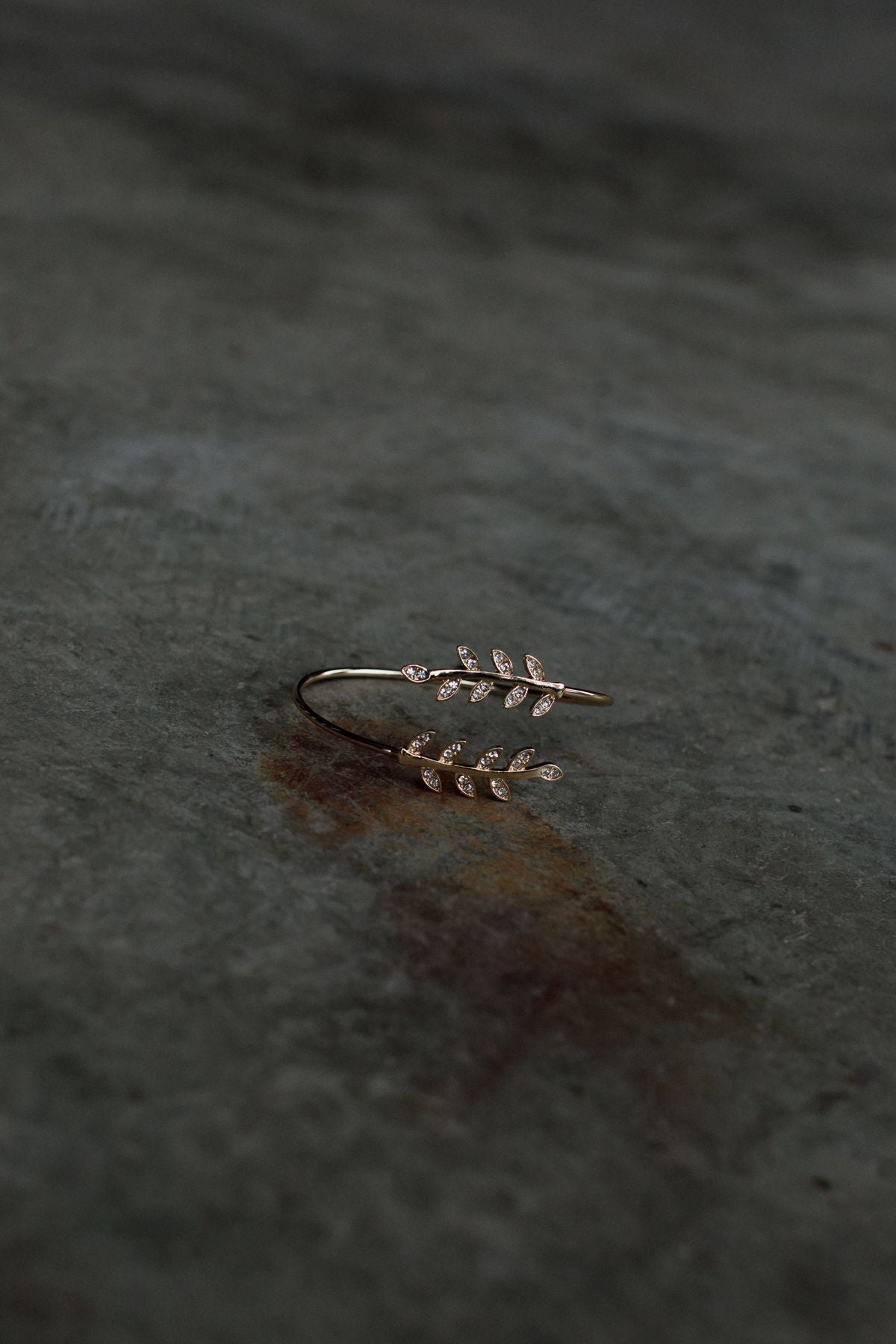 Asteria Leaf Cuff - Gold